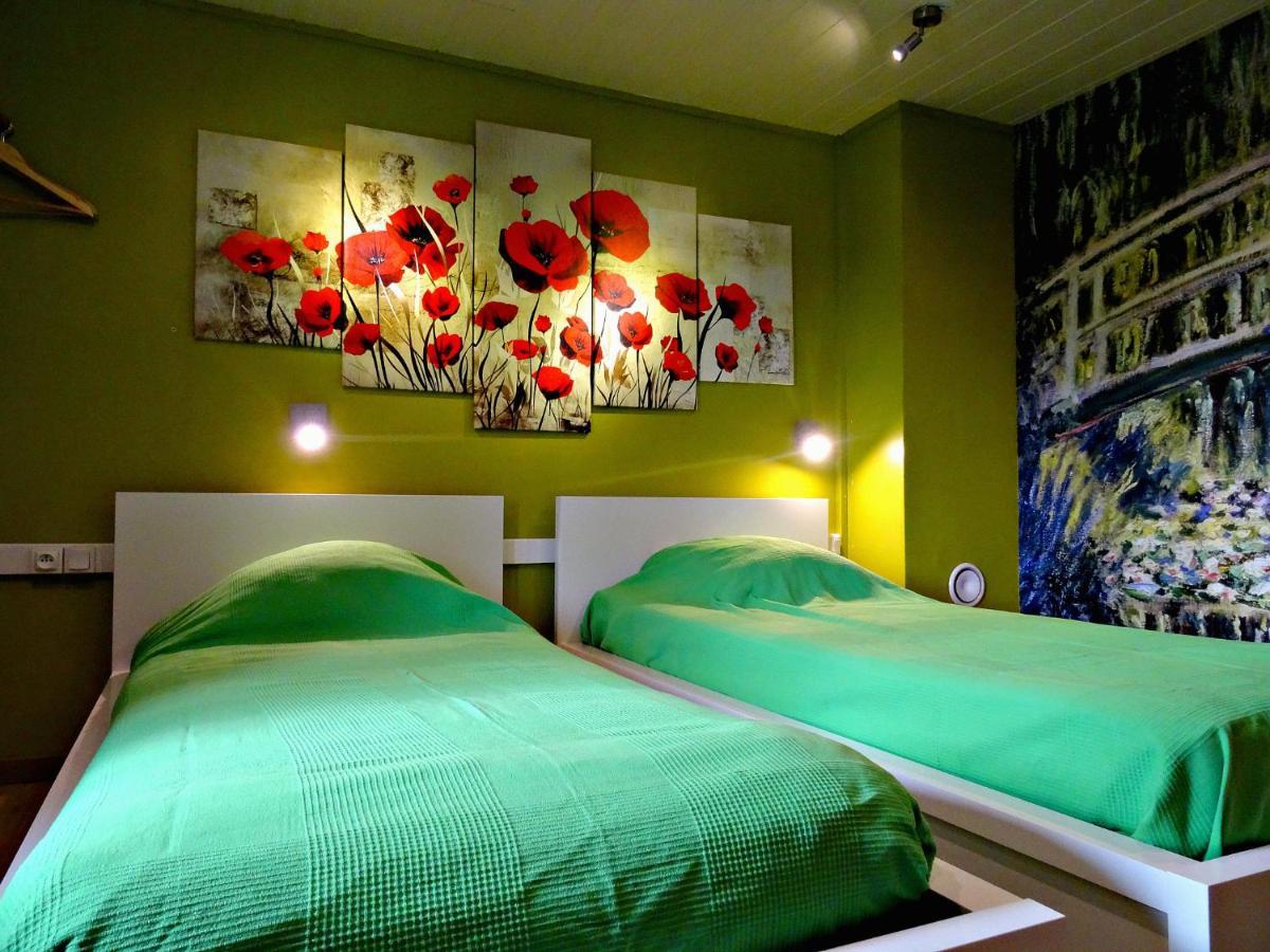 Datcha Bourguignonne, Chambres & Gite Maconge Quarto foto