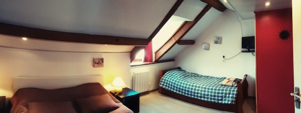Datcha Bourguignonne, Chambres & Gite Maconge Quarto foto